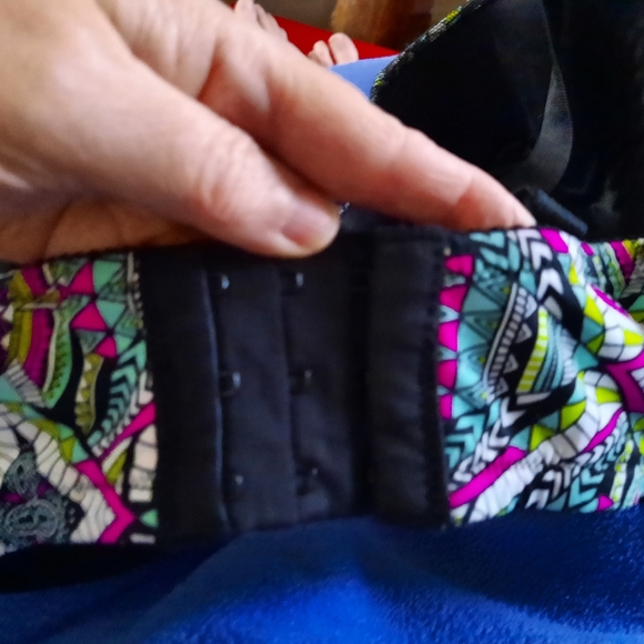 Bra - Picture 3 of 9